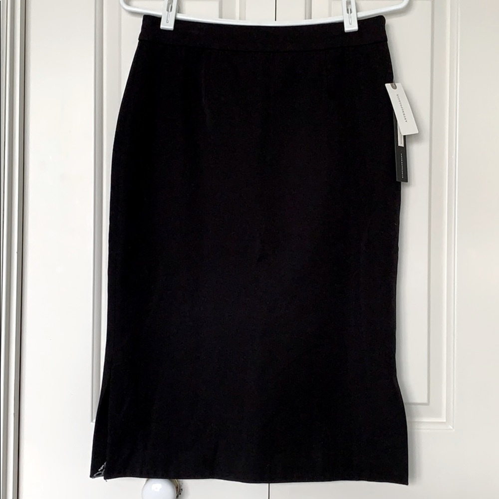 ANTHROPOLOGIE Essential Pencil Skirt